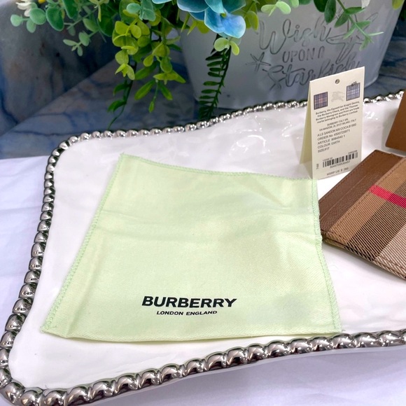 BURBERRY Sandon Canvas Check Slim Card Case NWT! - Picture 9 of 16